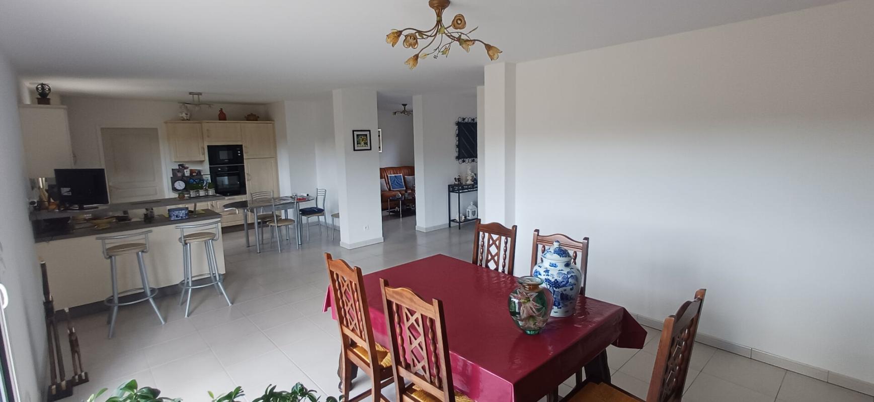 Maison Plain-pied ,Bazouges Cré Sur Loir 7 pièces 156 m2