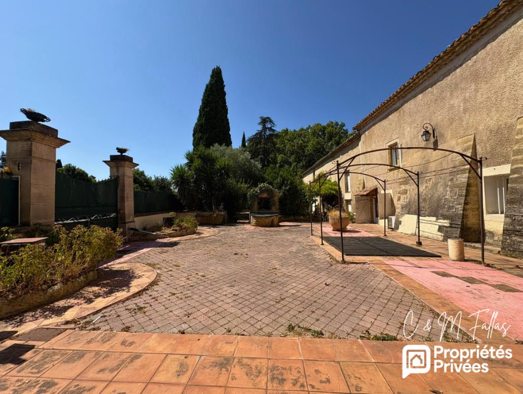 Maison de caractère de 268 m² - Un projet d'exception aux portes d'Avignon