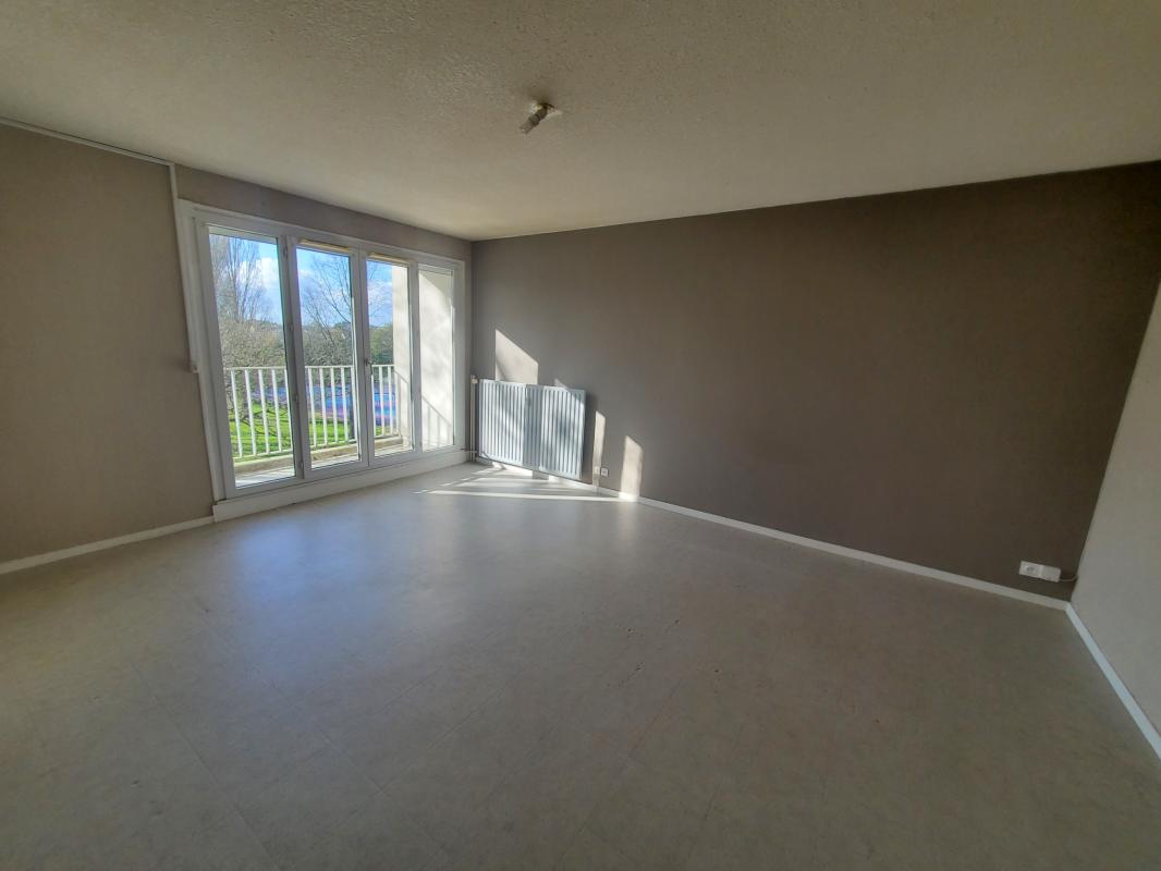 Bel appartement T3 avec balcon et cave