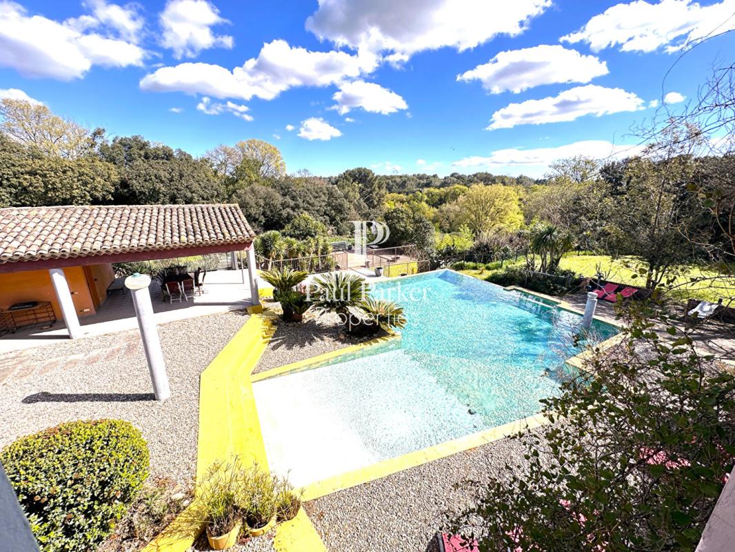 Domaine d&rsquo;exception à Grans - 4456263PCKCH3PKCH