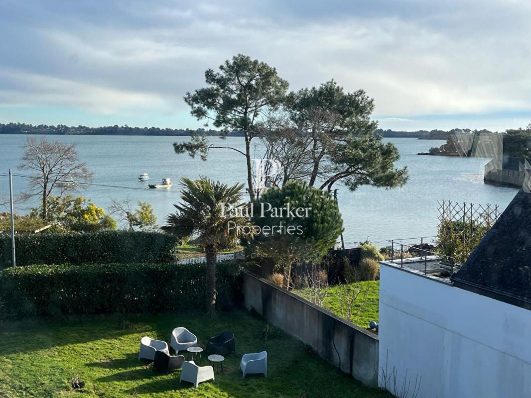 LARMOR BADEN – A house where the sea is invited on every floor. - 4485763PVIH