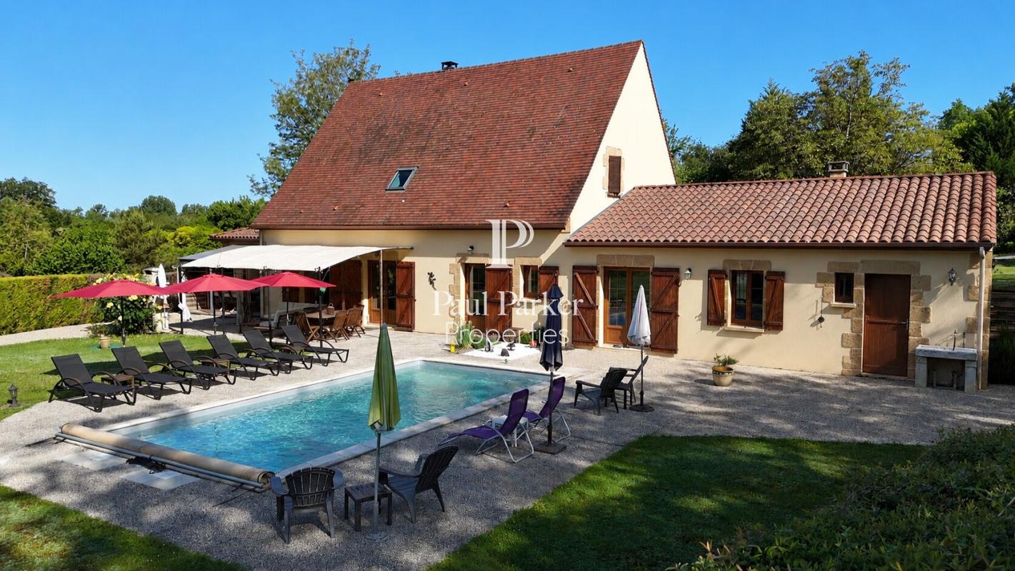 Ensemble contemporain avec maison principale, gîte indépendant, piscine chauffée et vaste terrain - 4526213PPBRA