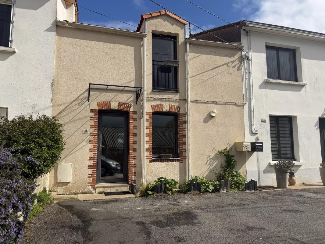 Le Landreau – maison 2 chambre proche Lycée Briacé