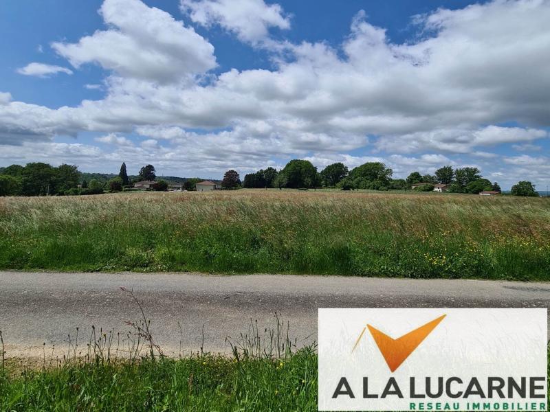 Beau terrain à batir viabilisé de 1515m2 disponible à Saint Just Le Martel