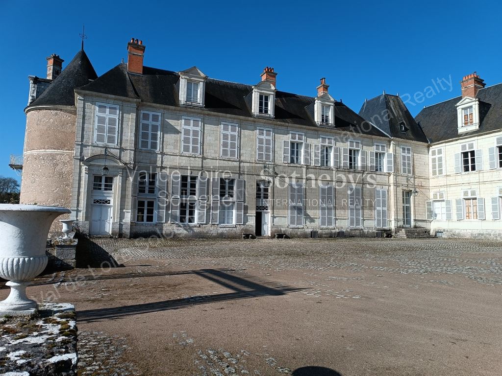 Superbe appartement dans château XVIIème