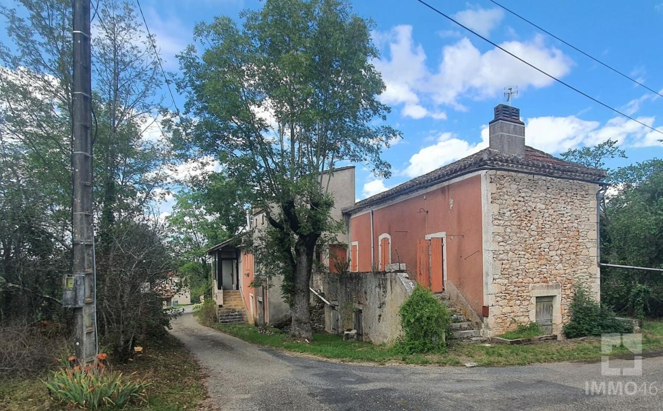 Ensemble de 2 maisons à rénover