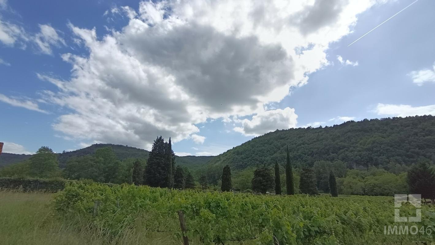 Terrain à bâtir de 1900 m2 avec vue