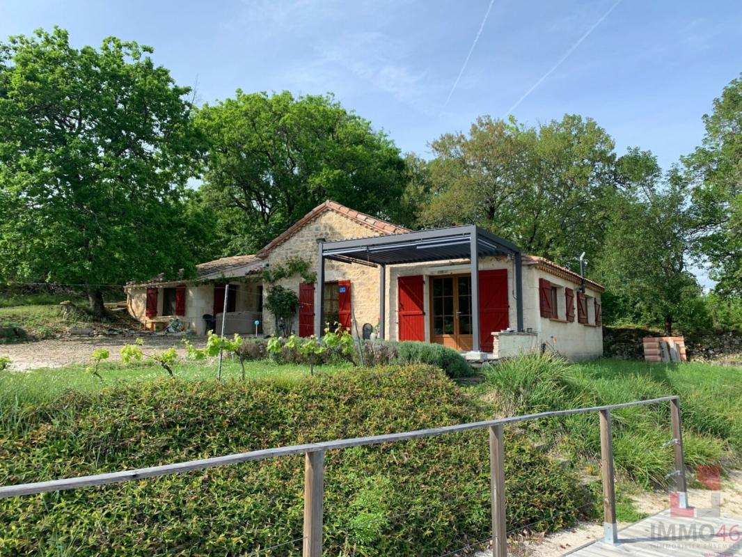 Maison à la campagne avec vue dominante