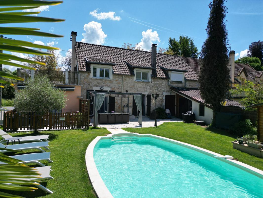SOUILLAC, Maison 4 chambres, Gite, piscine et jardin