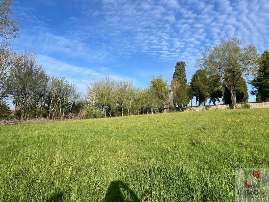 TERRAIN CONSTRUCTIBLE 1320m²