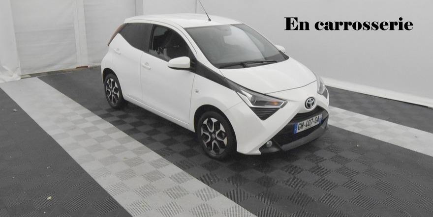 Toyota Aygo 1.0 VVT I72 X PLAY BVA