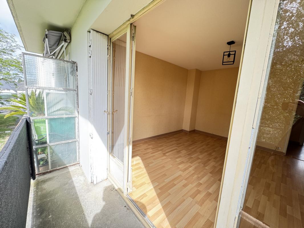 A VENDRE ANGERS BARRA  APPARTEMENT T2