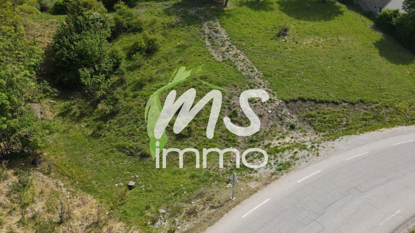 Terrain de 606 m² - CHABOTTES