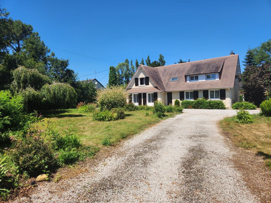 Grande maison à LIESVILLE SUR DOUVE vue sur les marais