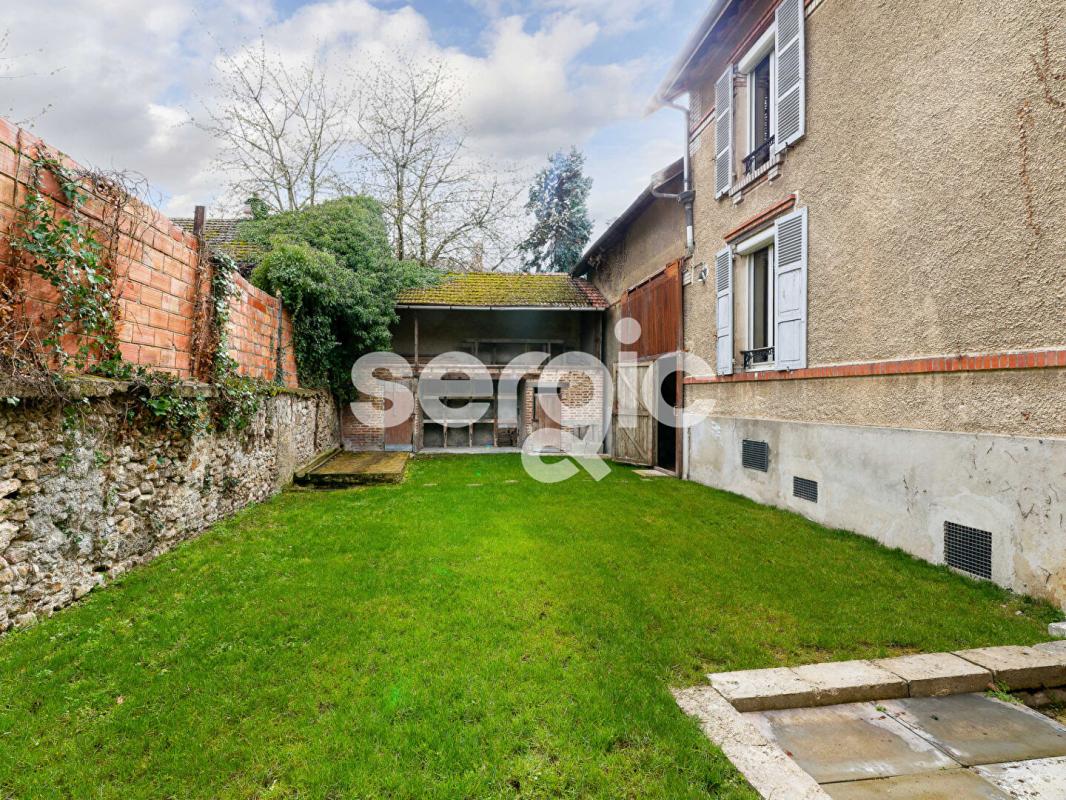 Maison ancienne avec dépendance secteur Sillery