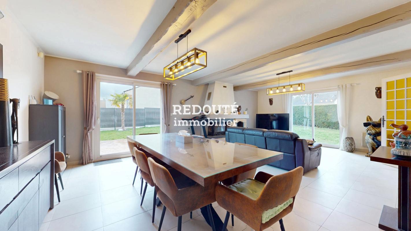 A vendre : Maison familiale T6 avec jardin clos et arboré sur sous-sol total à quelques minutes du centre ville de Reims