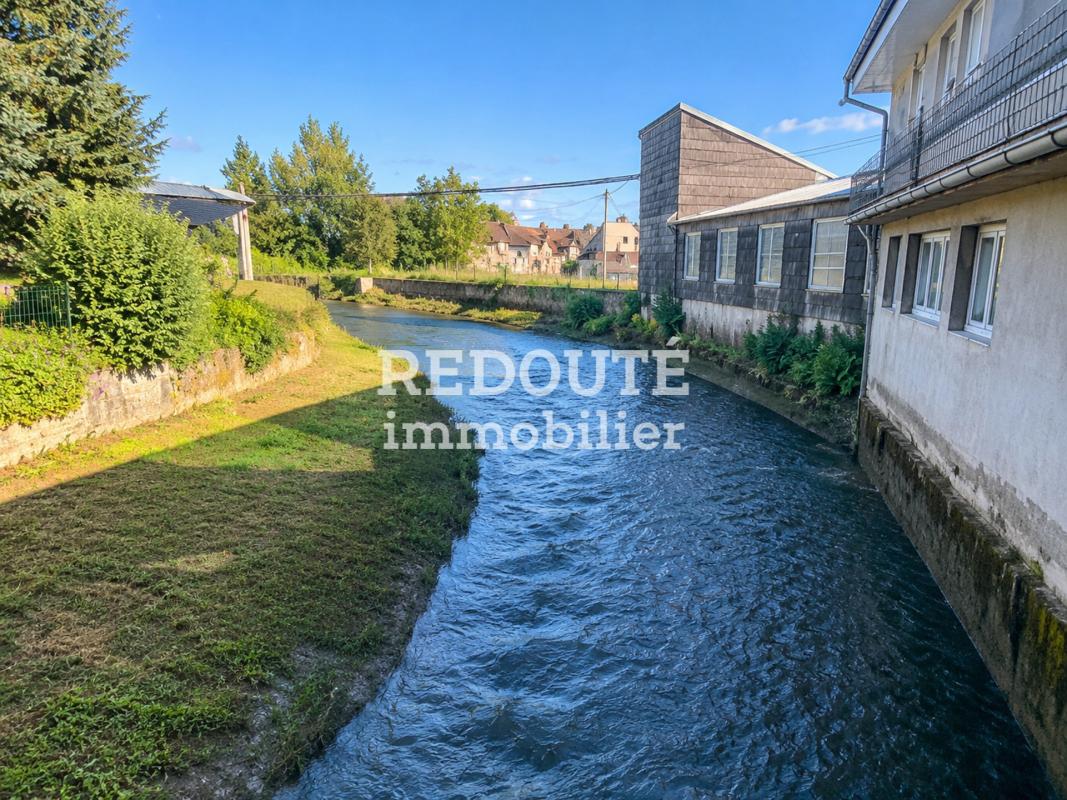 Shop 250m² — Troussey