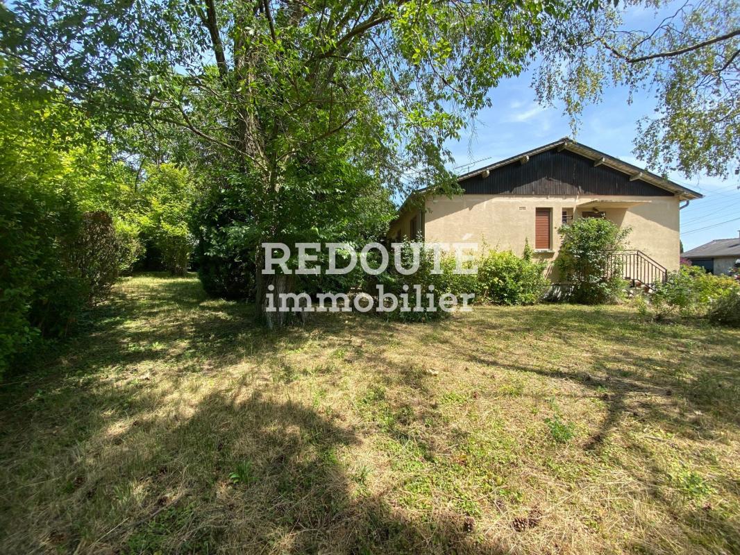 A VENDRE: MAISON T5 - 3 CHAMBRES - JARDIN - SOUS SOL TOTAL
