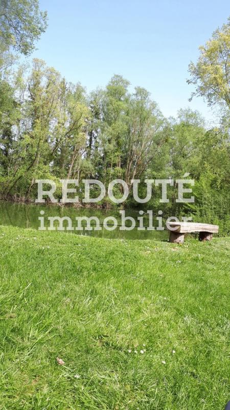 À vendre – Magnifique terrain arboré avec étang – 8 100 m² – Barby ( A 5 mins de RETHEL et à 30 mins de REIMS)