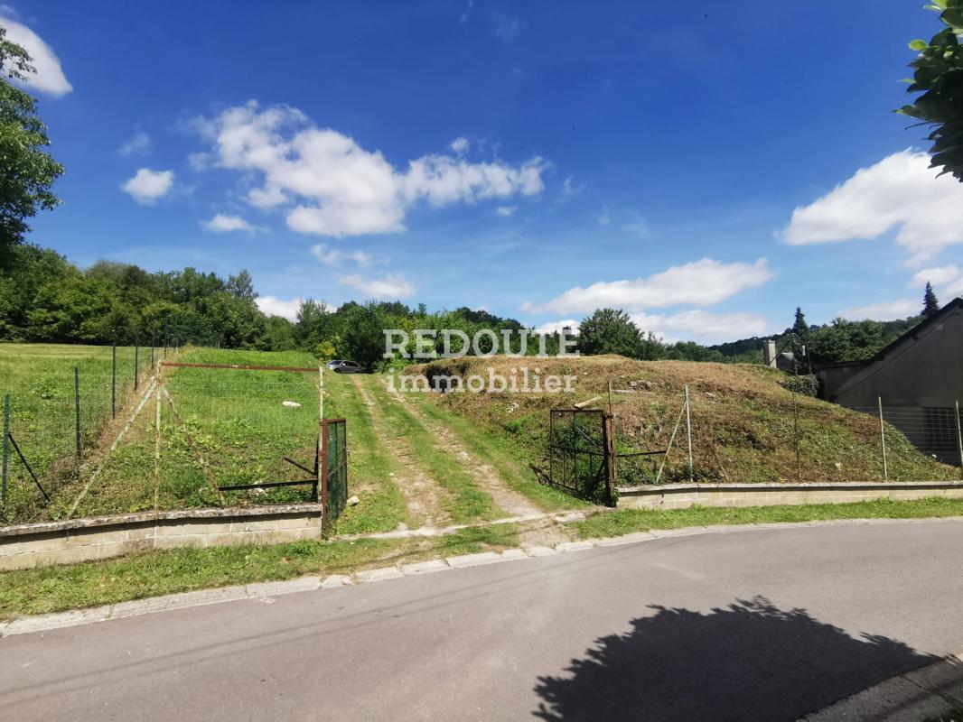 CHEVREGNY - A VENDRE - Terrain à bâtir de 1257m²