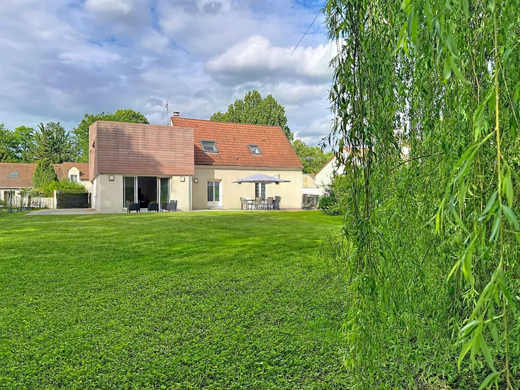 Maison 210m² — Warmeriville