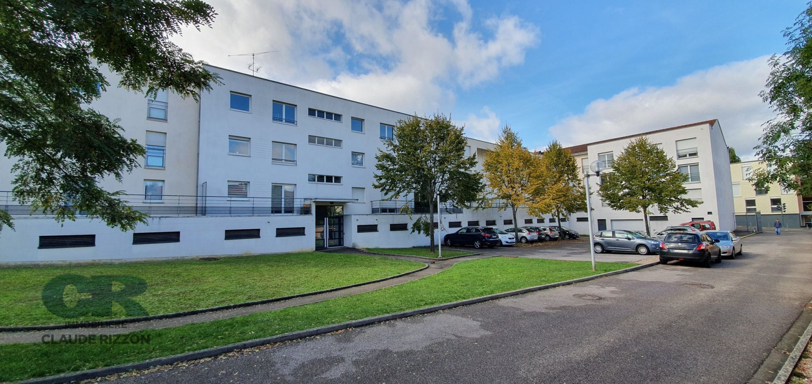 FAC DE SCIENCES - F2A loué à vendre
