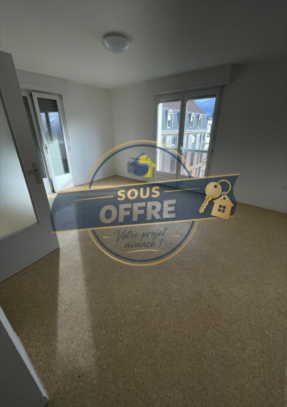 LONGWY-HAUT : STUDIO/F1 A SAISIR !