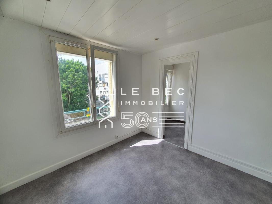 EXCLUSIVITÉ LORIENT : Studio proche gare