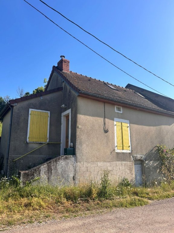 MAISON DE CAMPAGNE EN PIERRES - DEPENDANCE - GARAGE ET JARDIN 928 m2