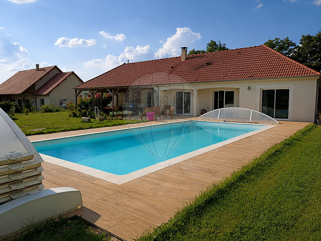 Maison 5 chambre(s) à vendre