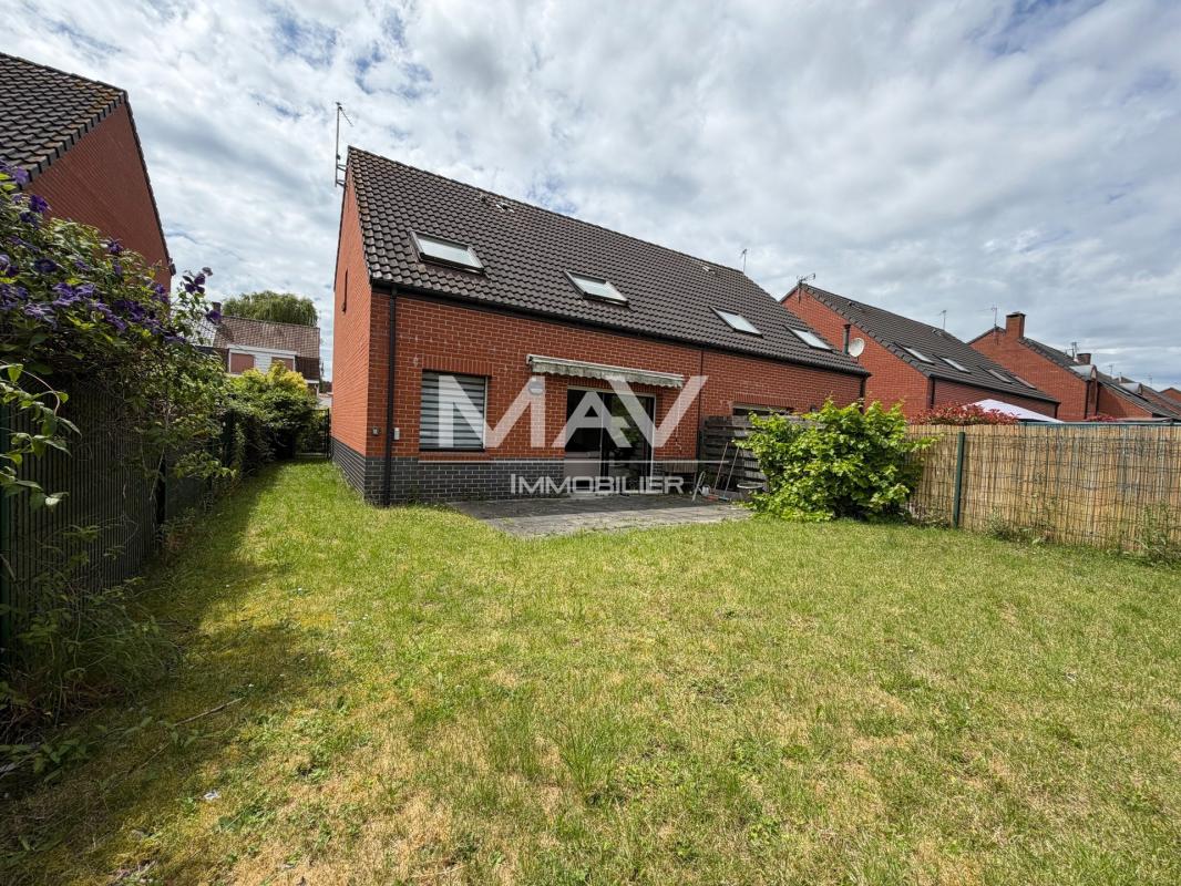 Maison 100m² — Neuville-en-Ferrain
