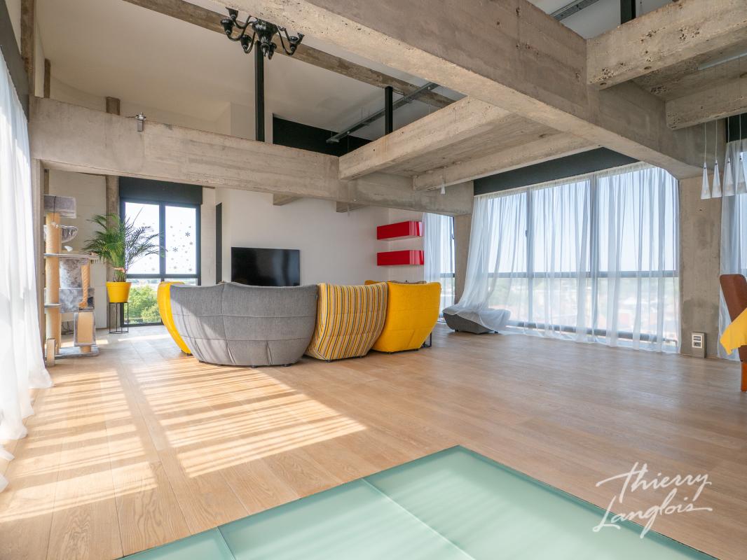 PENTHOUSE DE 288 M2 HABITABLES EN TRIPLEX