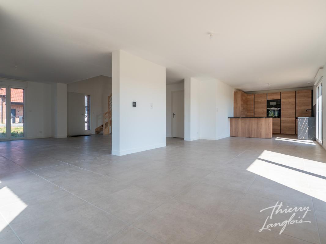 MAISON NEUVE 170 M2 SUR UNE PARCELLE DE 535M2 PROCHE LYCÉES
