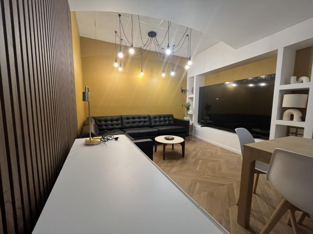Appartement à louer, 1 pièces, 15 m², Angouleme