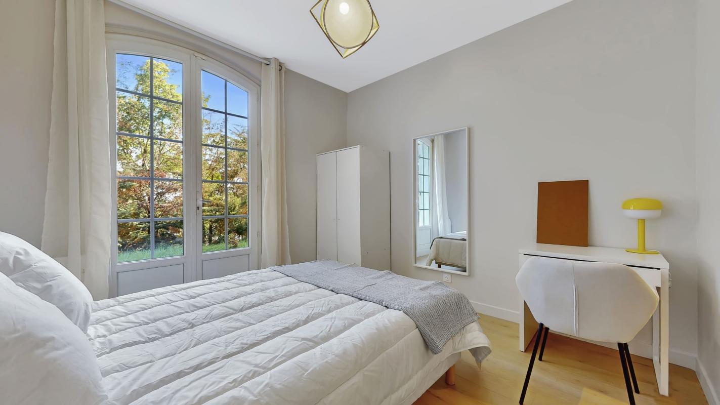 Appartement à louer, 1 pièces, 14 m², Ecully