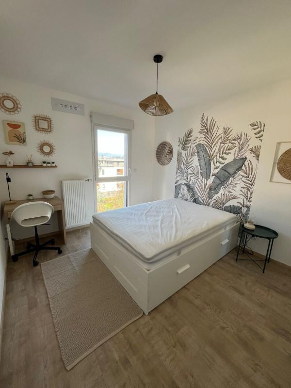 T4 haut de gamme meublé - Terrasse, jardin, parking - Proche gare - Photo 5