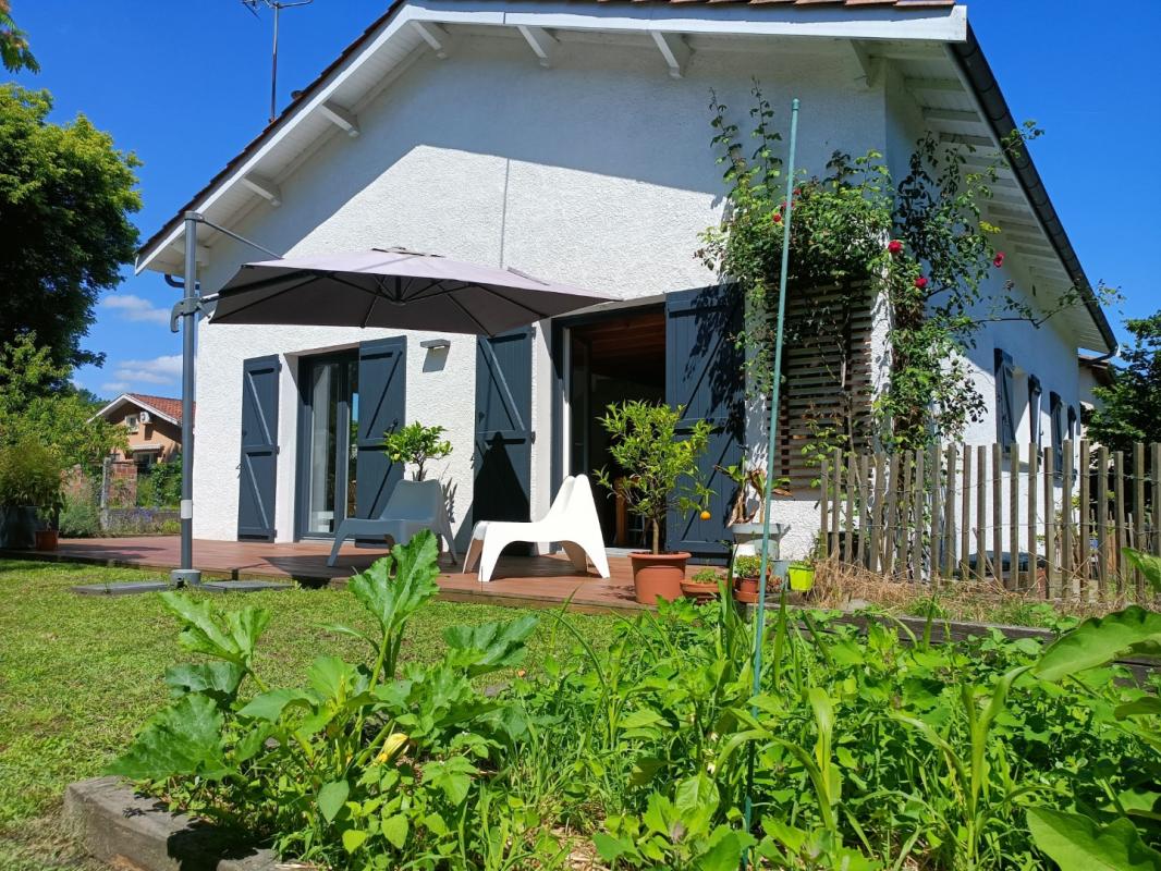 Appartement à louer, 1 pièces, 9 m², Villenave D Ornon