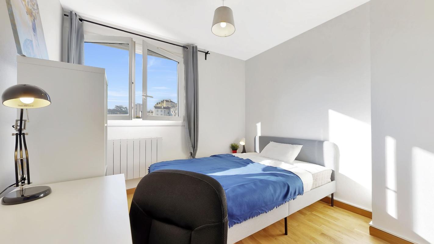 Chambre meublée dans COLOCATION - Photo 4