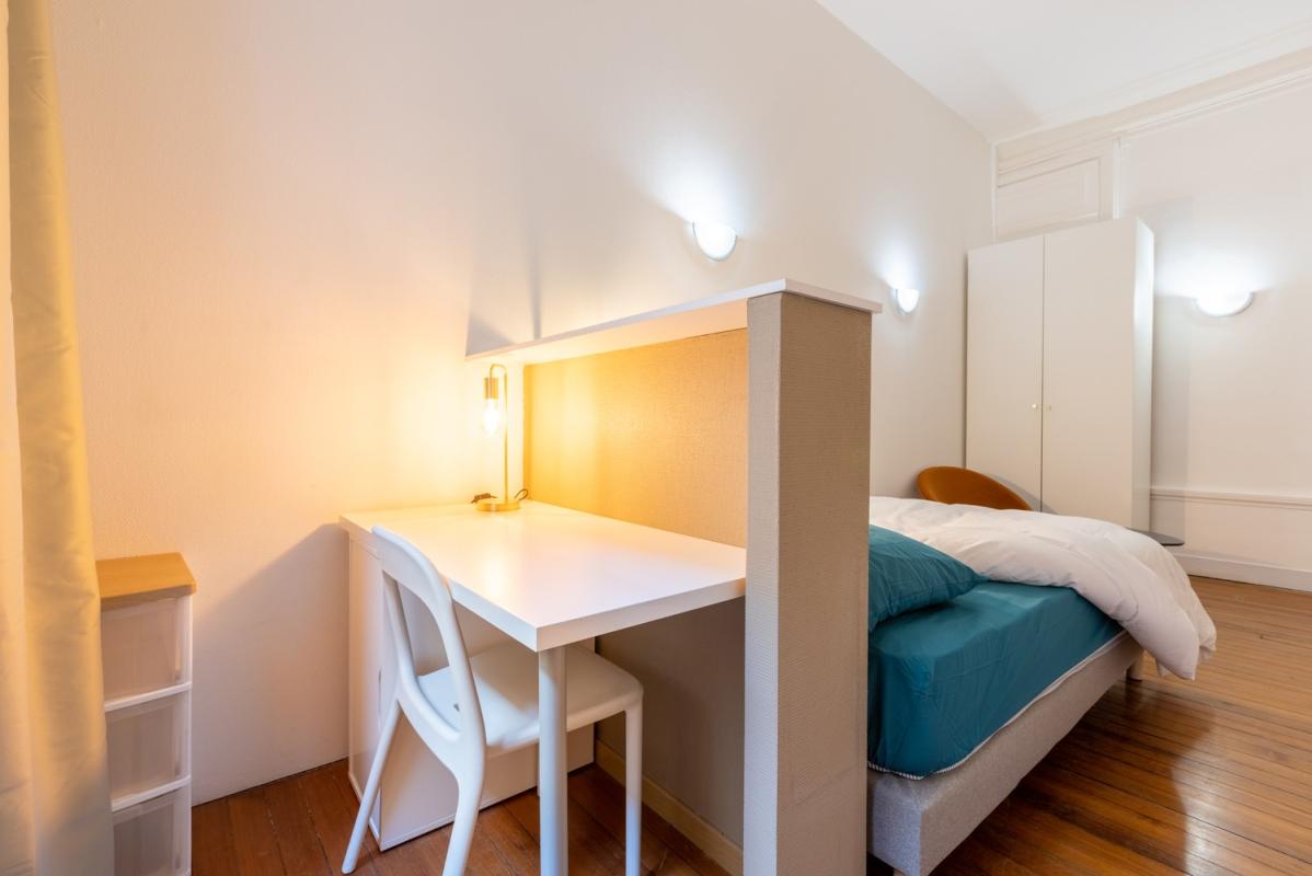 Chambre n°3 meublée - Saint Etienne (Proximité ENS architecture) - Photo 2