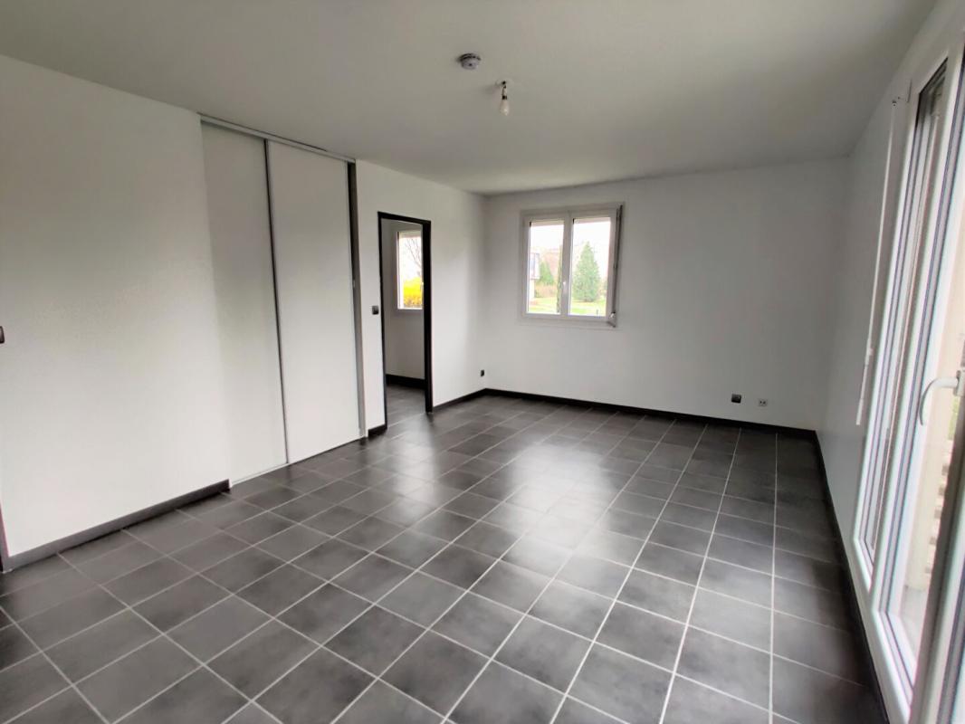 Appartement Compiegne 1 pièce(s) 32.79m2