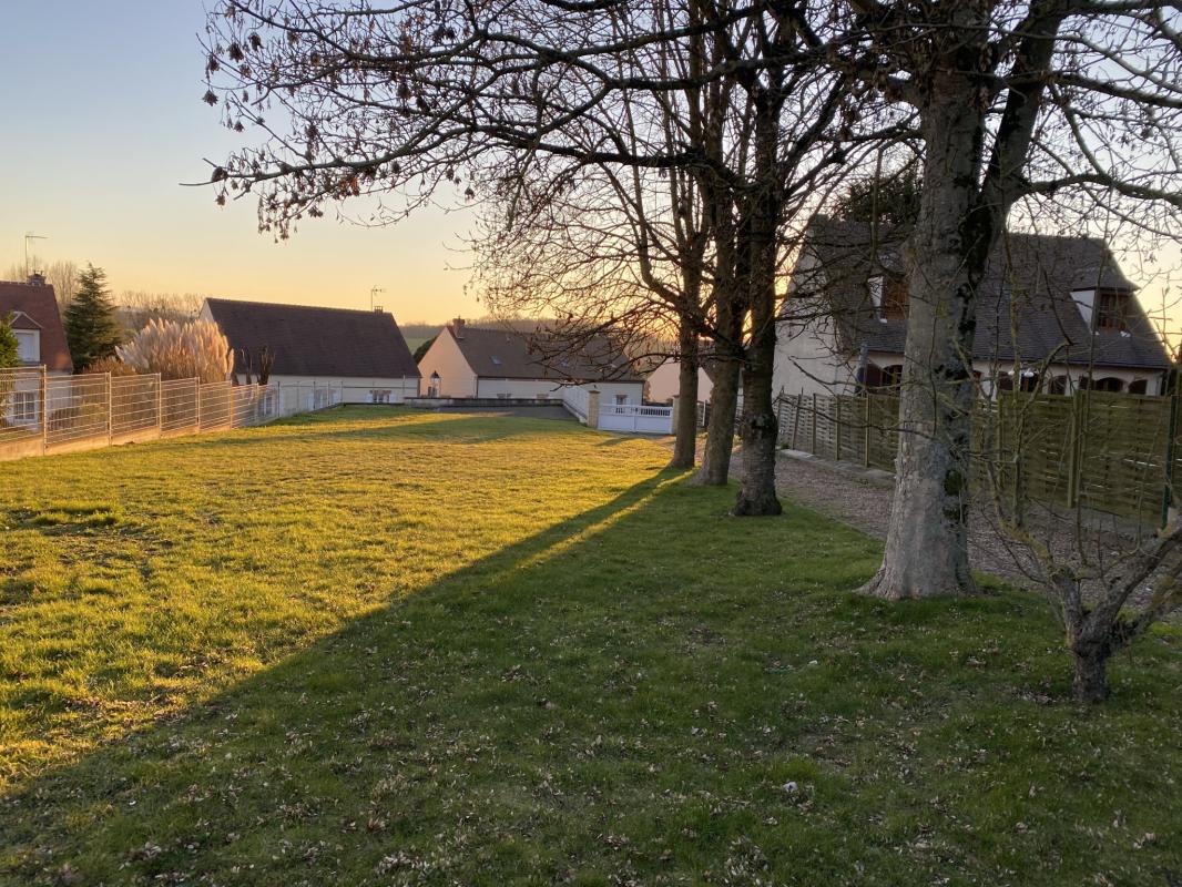 Terrain Jonquieres 700 m2