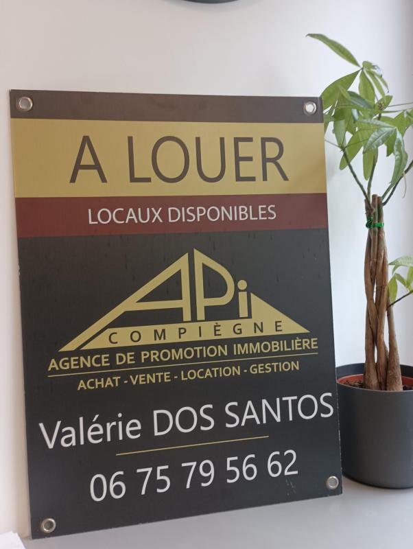 COMPIEGNE COEUR DU CENTRE VILLE LOCAL COMMERCIAL