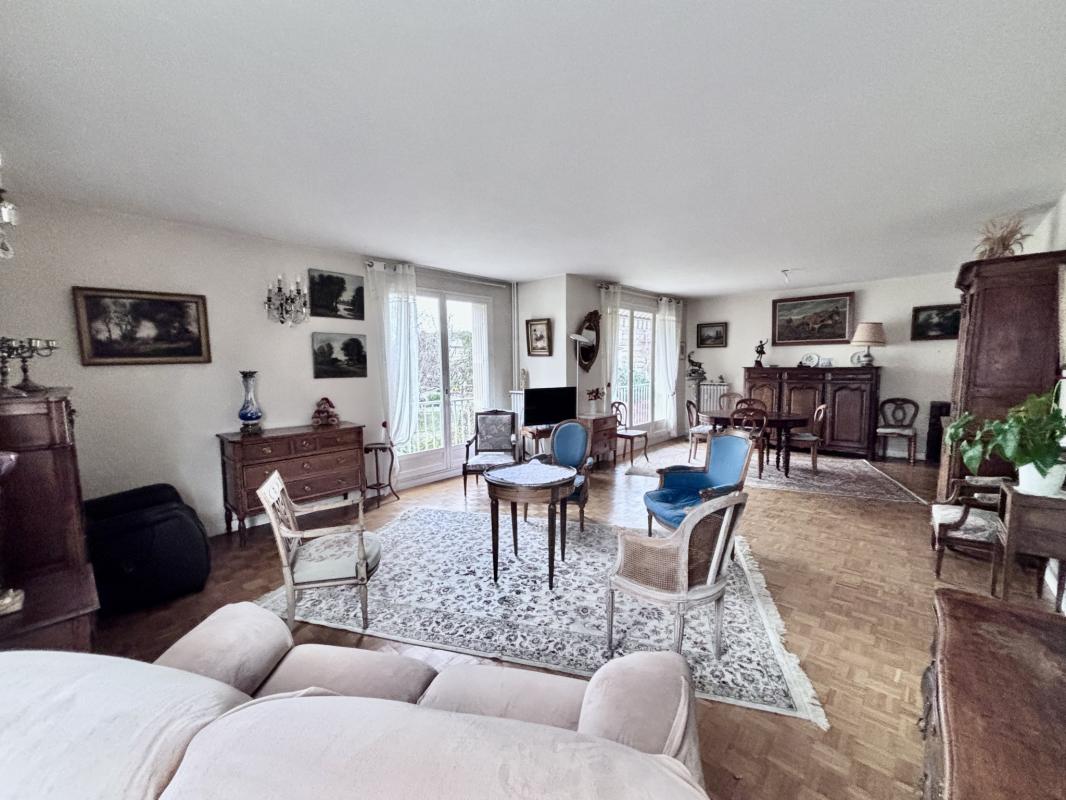 Appartement Compiegne 5 pièce(s) 117.07 m2