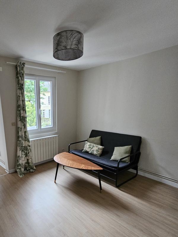 APPARTEMENT T3 Meublé COMPIEGNE HYPERCENTRE 57,47 m2