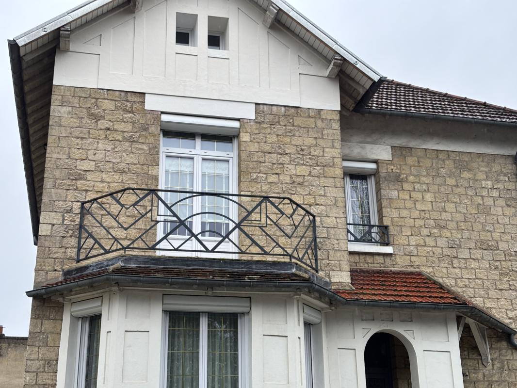 Maison Compiegne 7 pièce(s) 143 m2