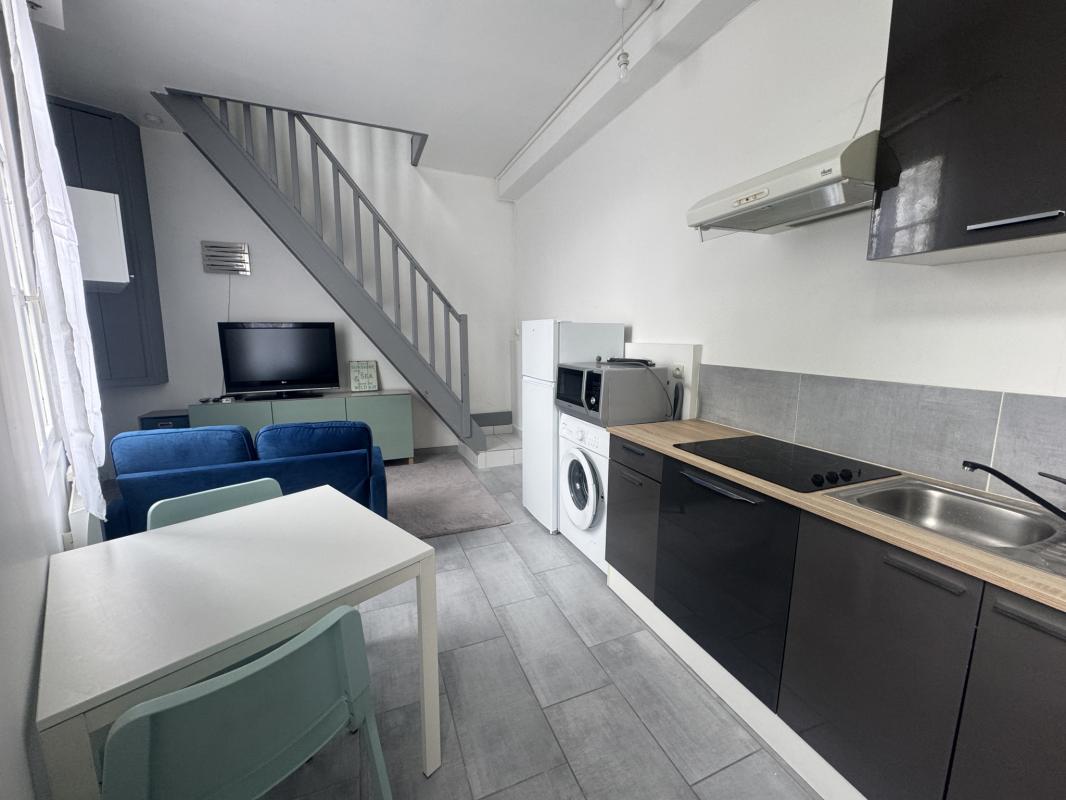 APPARTEMENT DUPLEX MEUBLÉ CENTRE VILLE