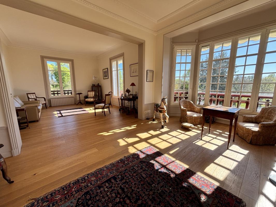 Appartement 5 pièces 158m2