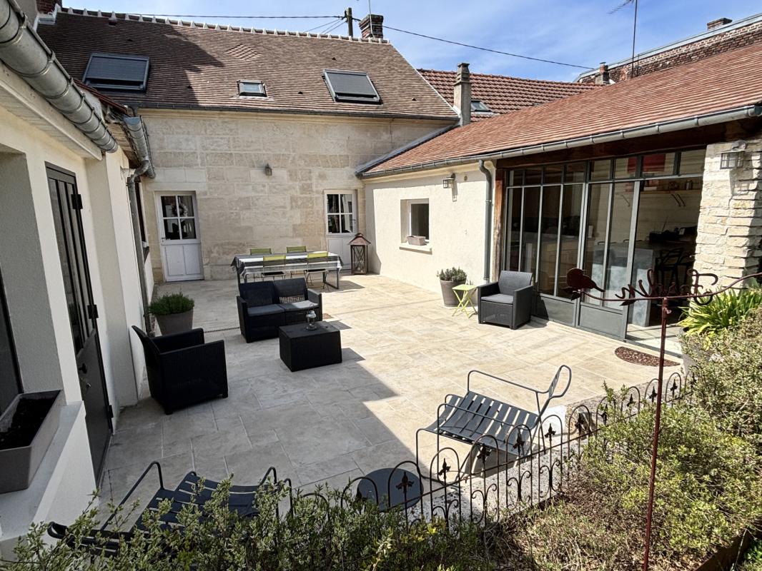 Maison Compiegne 6 pièce(s) 140 m2
