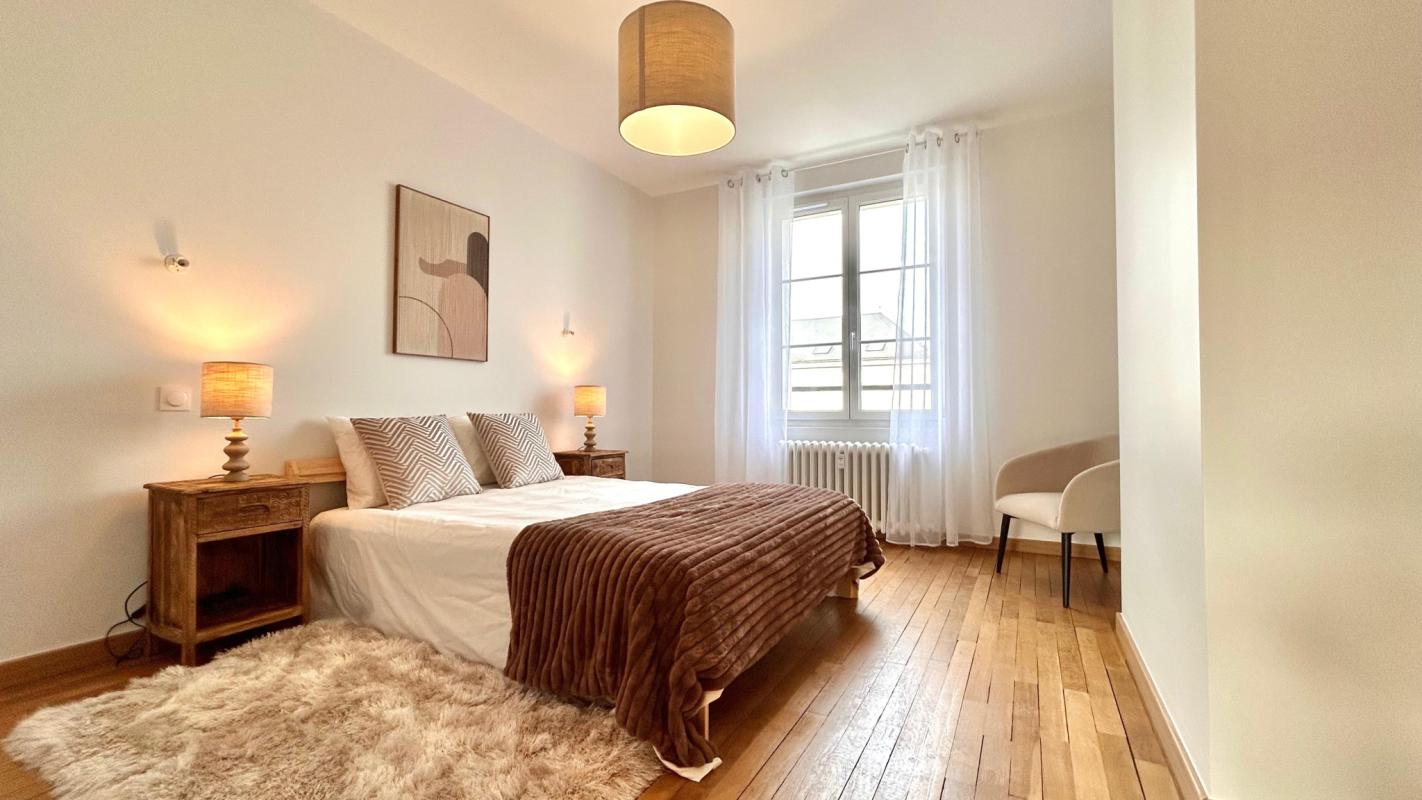 COMPIEGNE APPARTEMENT ENTIEREMENT RENOVE QUARTIER PROCHE GAR - Miniature 5