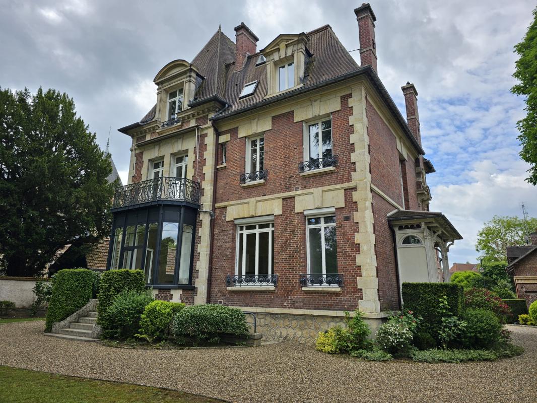 Appartement Compiègne 3 pièces 111,05 m2